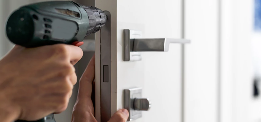 Locksmith For Lock Replacement Near Me in Joshua Tree, CA